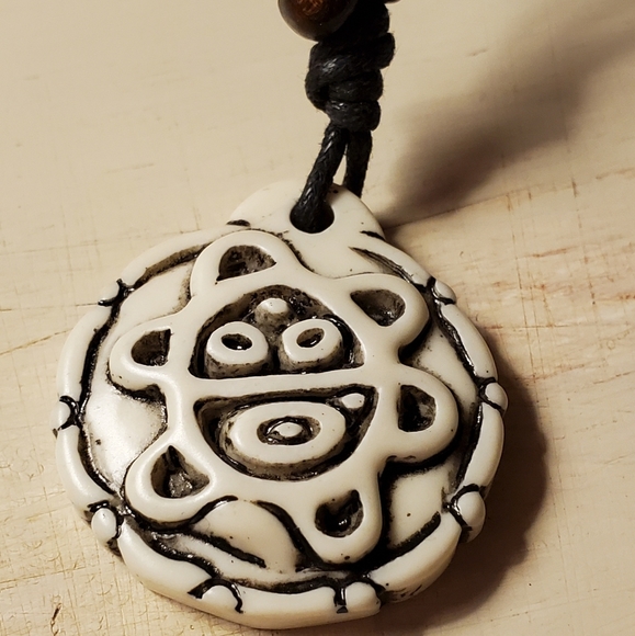 Turtle necklace - Picture 4 of 4